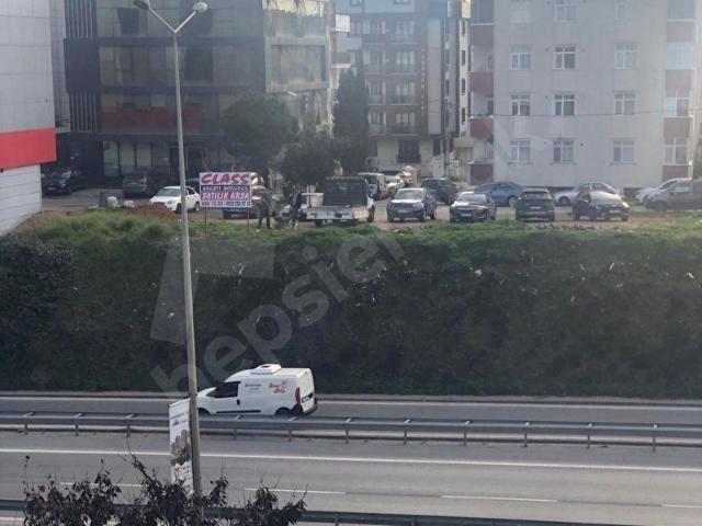 Güzelyalı Mahallesi, Pendik içerisinde satılık Dükkan