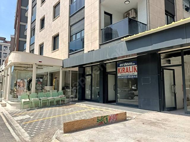 Pendik, İstanbul içerisinde satılık Dükkan