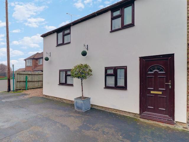 House for rent in Alderminster, Warwickshire