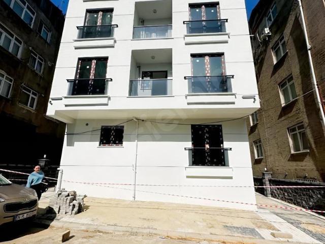 Ataman Karina Sitesi, Pendik içerisinde satılık Bina
