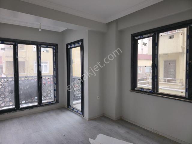 Esenyalı Mahallesi, Pendik içerisinde kiralık mülk