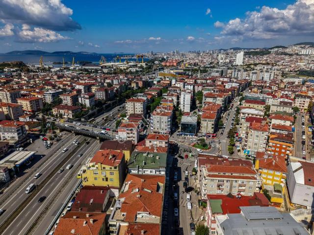 Güzelyalı Mahallesi, Pendik içerisinde satılık Bina