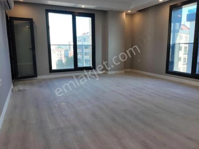 Pendik, İstanbul içerisinde satılık mülk