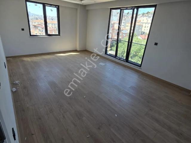Pendik, İstanbul içerisinde satılık mülk
