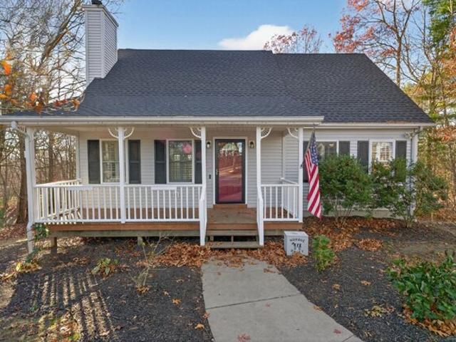 House for sale in Voluntown, Connecticut