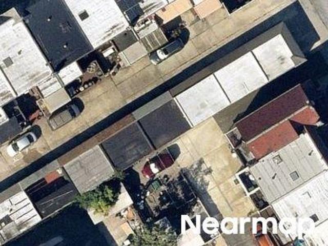 House for sale in Queens, Arverne
