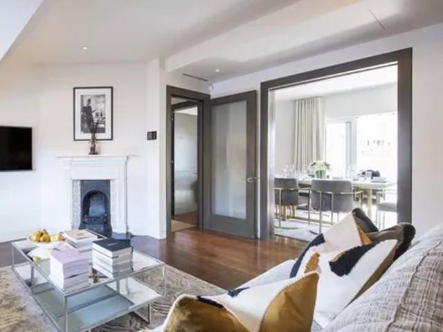 Apartment for rent in Mayfair, Greater London