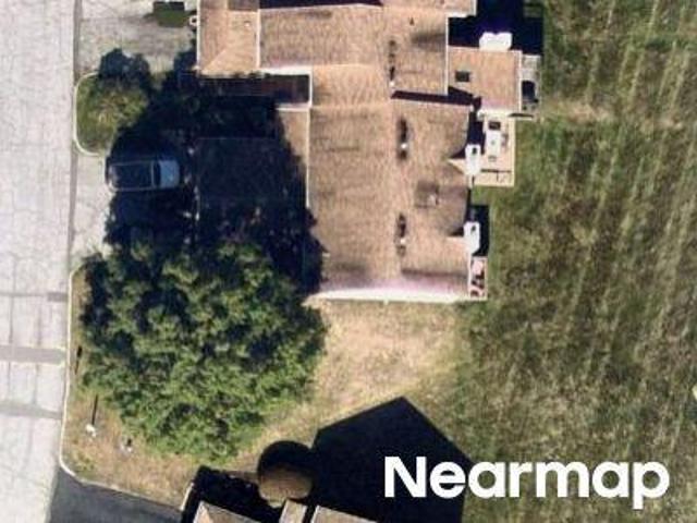 Townhouse for sale in Baldwin Place, New York