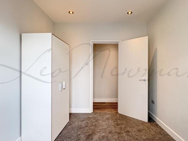 Apartment for rent in Paddington, Isle Of Man