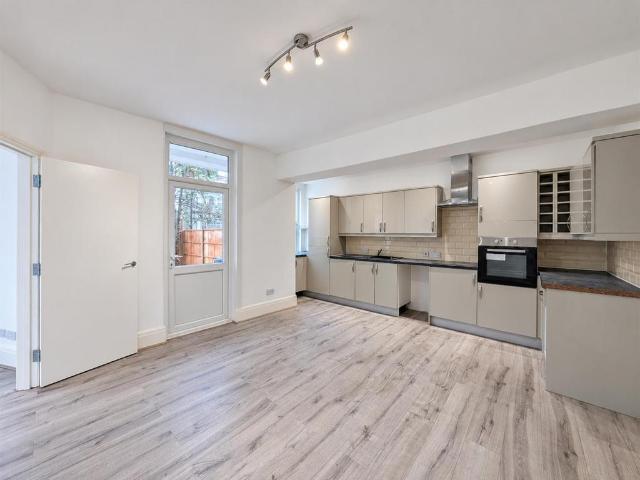 Apartment for rent in Clacton-on-Sea, Tendring