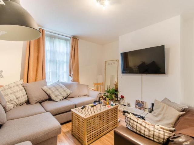 Apartment for rent in St. John's Wood, Greater London