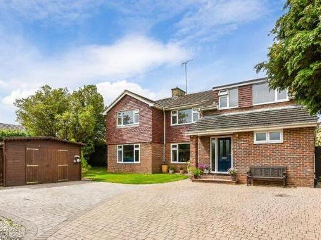 House for sale in Horsham, West Sussex