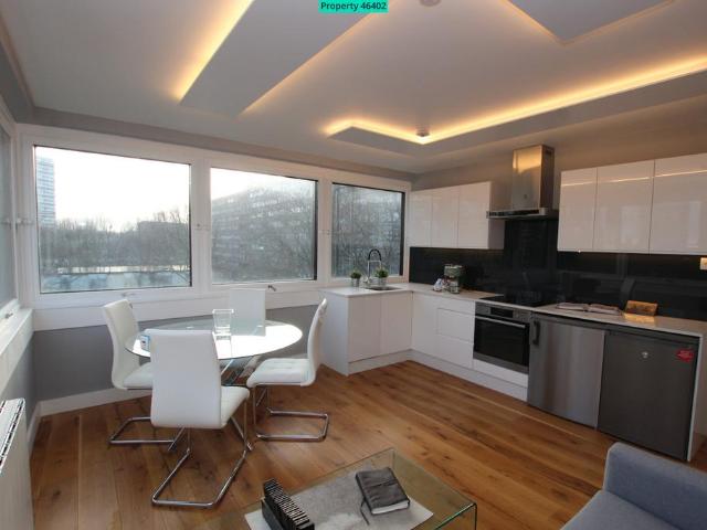 Apartment for rent in Battersea, Greater London