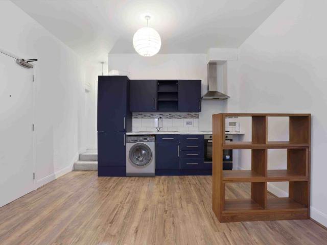 Apartment for rent in London Borough of Croydon, Greater London
