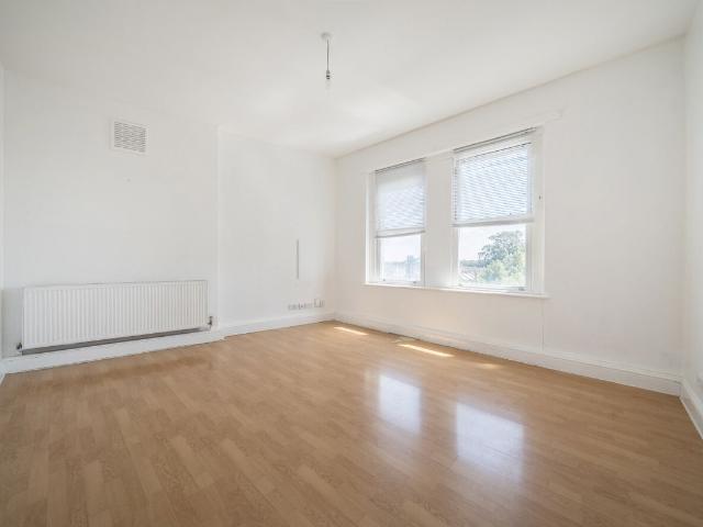 Apartment for rent in London Borough of Croydon, South Norwood