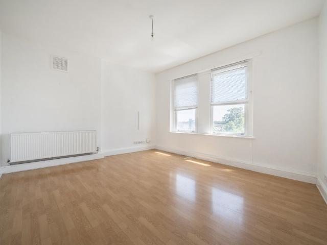 Apartment for rent in London Borough of Croydon, South Norwood