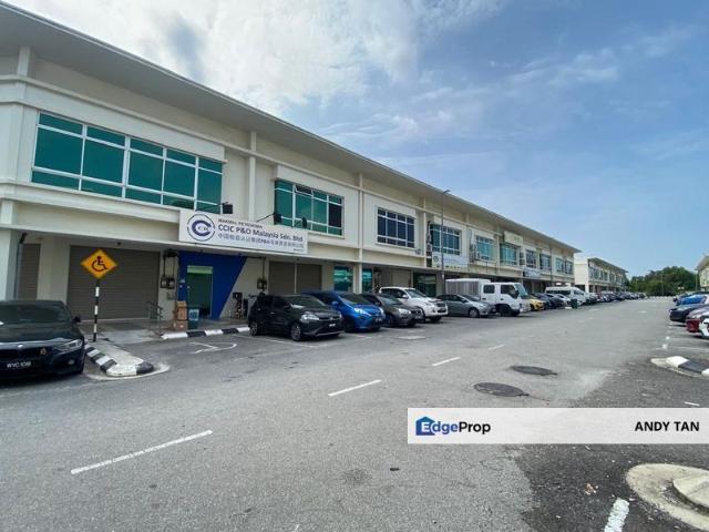 Shop for sale in Johor