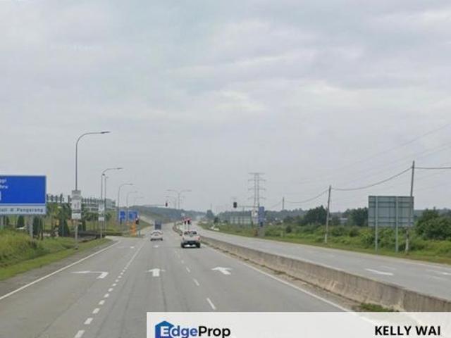 Warehouse for sale in Johor