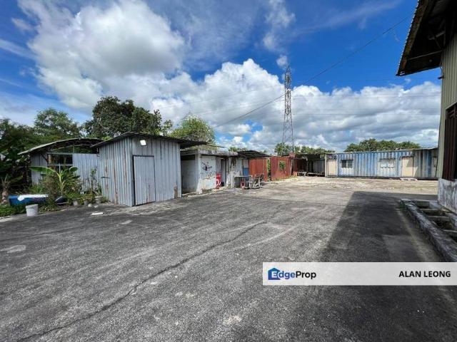 Warehouse for sale in Johor