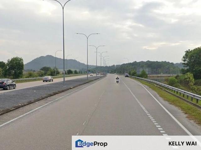 Shop for sale in Johor