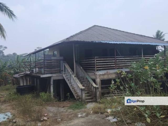 Shop for sale in Johor