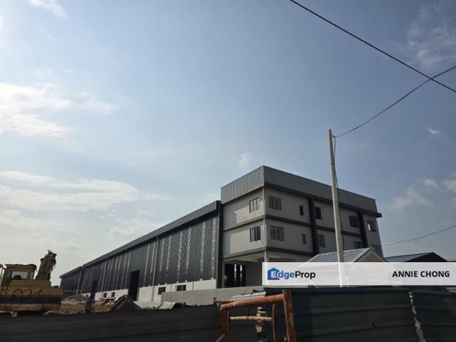 Warehouse for rent in Shah Alam, Petaling