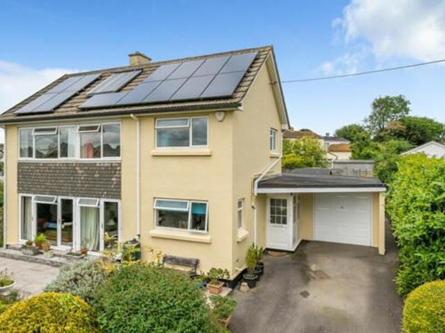 House for sale in Lamellion, Cornwall