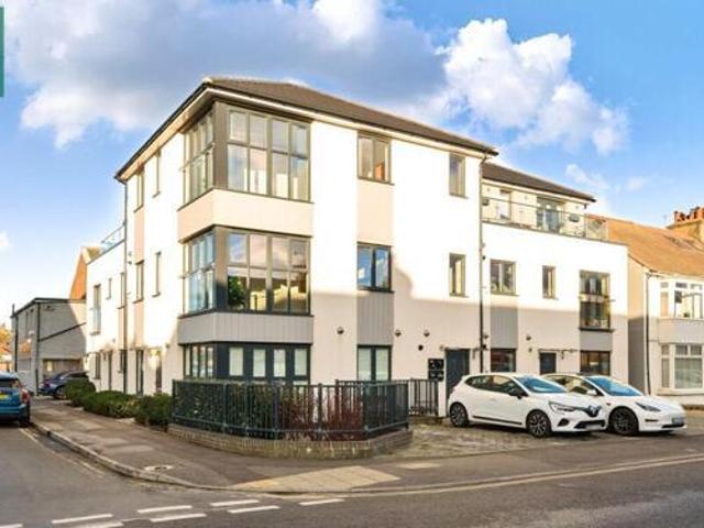 House for rent in Fishersgate, West Sussex