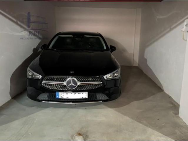 Garagem venda em Peniche, Leiria