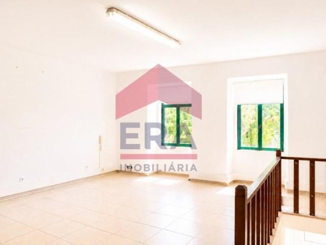Escritório alugar em Peniche, Leiria