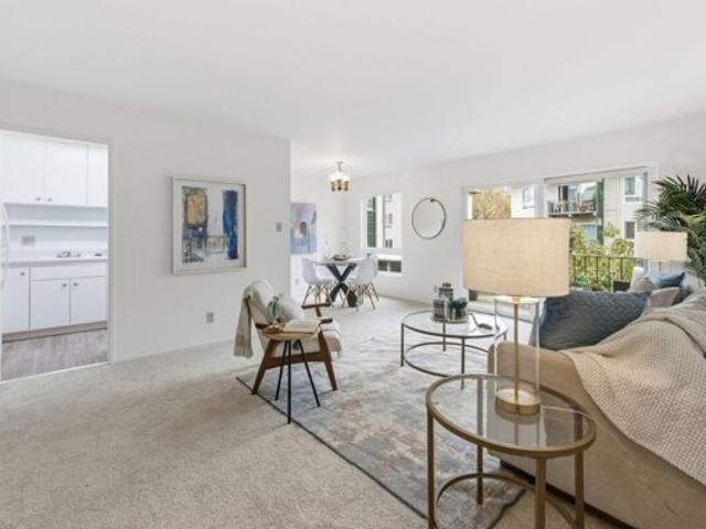 Condo for sale in San Mateo, California