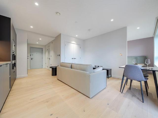 Apartment for rent in Greenwich Peninsula, Greater London