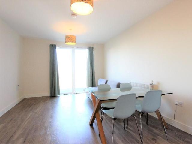 Apartment for rent in Brompton, Gillingham