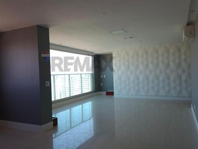 Apartamento venda em Região Geográfica Imediata do Distrito Federal, Região Integrada de Desenvolvimento do Distrito Federal e Entorno