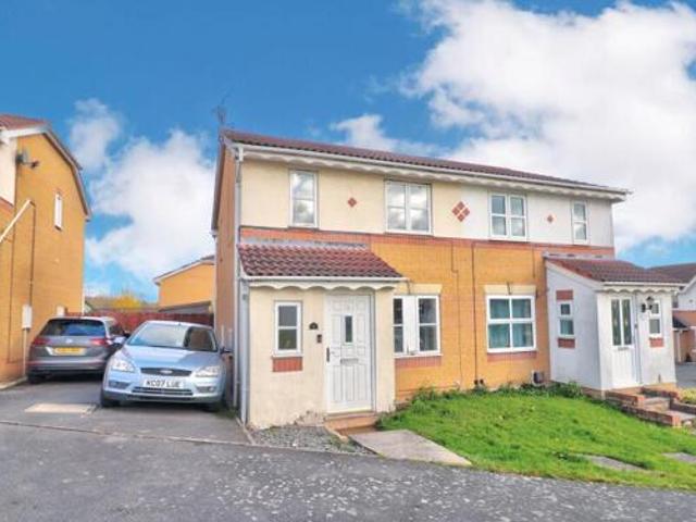 House for sale in Swadlincote, South Derbyshire