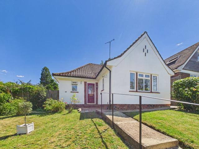 House for rent in Perryfields, West Sussex