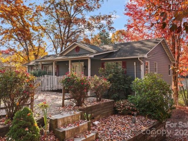 House for sale in Clyde