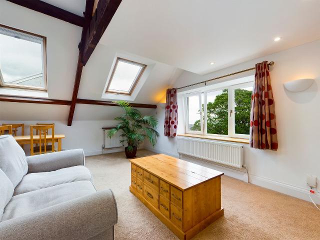 Apartment for rent in Nangreaves, Wales