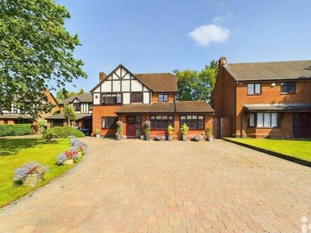 House for sale in Greater Manchester