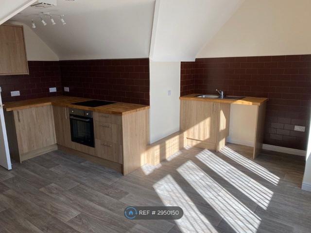 Apartment for rent in Penn Hill, Poole