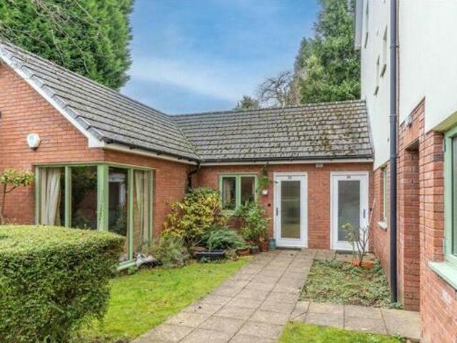 House for sale in Goldthorn Hill, Penn