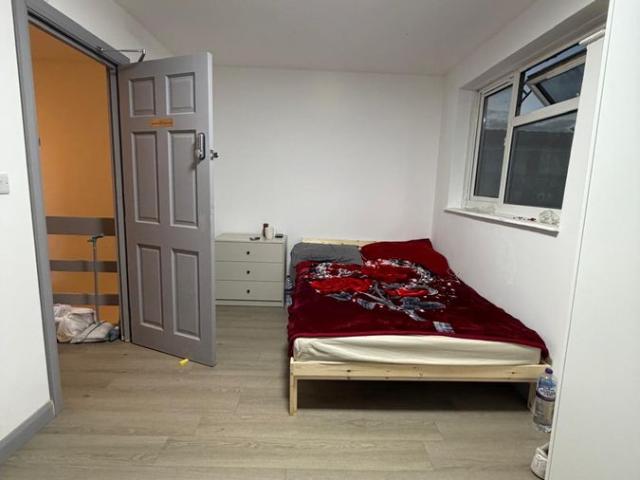Apartment for rent in Beaconsfield, Knotty Green