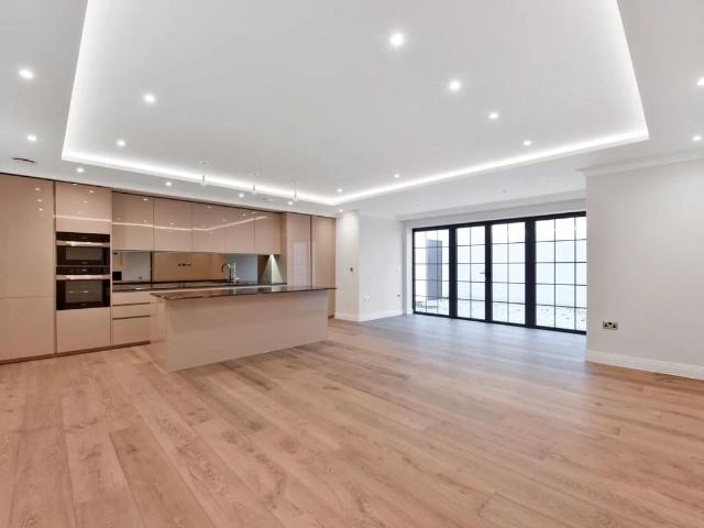 Apartment for rent in Penn, Knotty Green