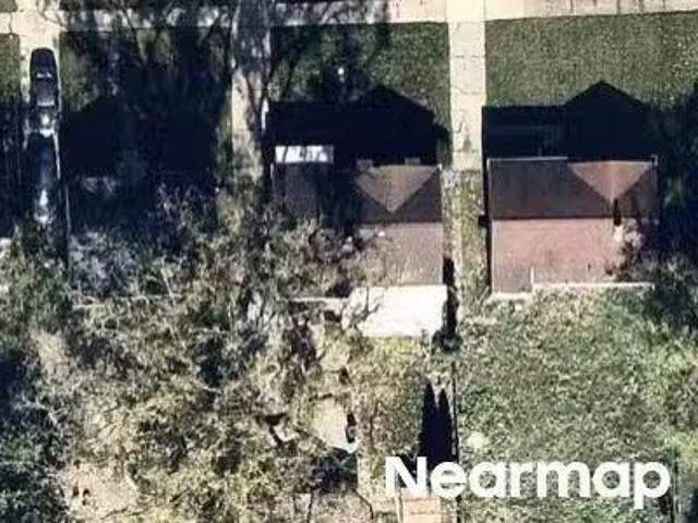 House for sale in Livonia