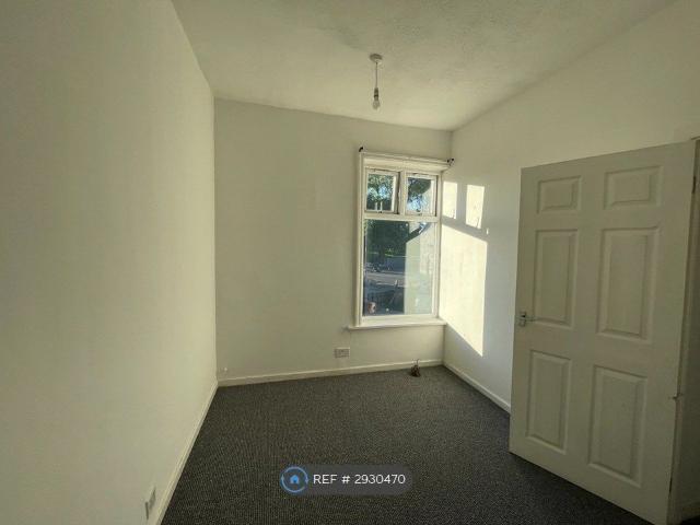 House for rent in Lee Bank, Greater Manchester