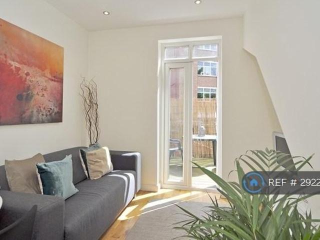 Apartment for rent in Shepherd's Bush, Greater London