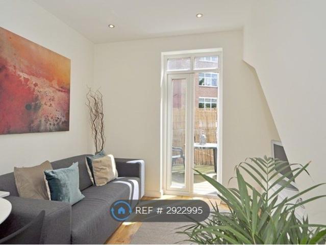 Apartment for rent in Shepherd's Bush, Greater London