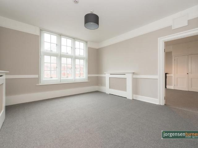 Apartment for rent in Shepherd's Bush, Greater London