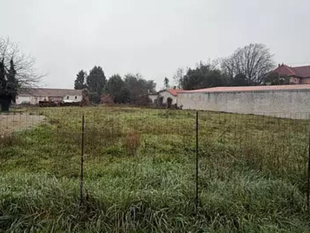 Terrain vente à Villeneuve-sur-Lot, Penne-d'agenais