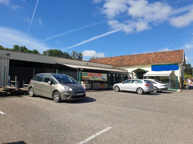 Immeuble vente à Penne-d'agenais